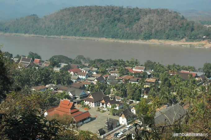 09_luang_2_001